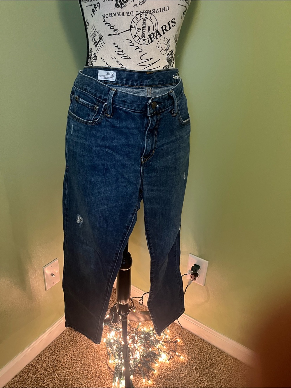 GAP Distressed Women’s Jeans